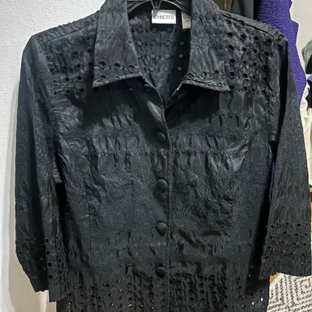 SOLD Chico's Chic Black Eyelet detailed jacket/Shirt Shacket